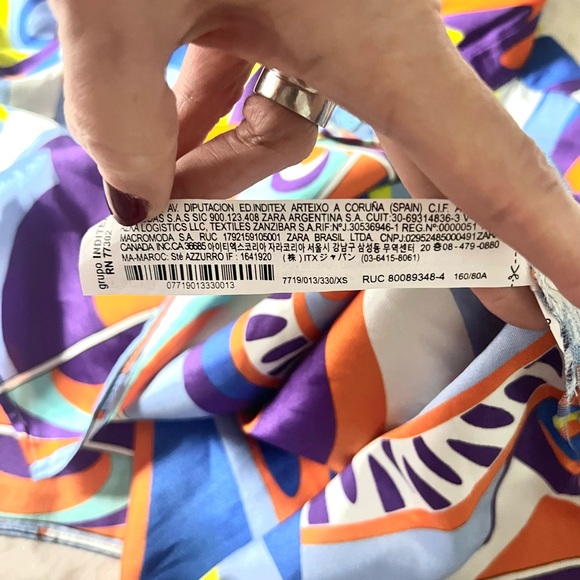 ZARA, Vibrant Long Sleeve, Multicolored Abstract Geometric Blouse, Size XSmall - Picture 9 of 11